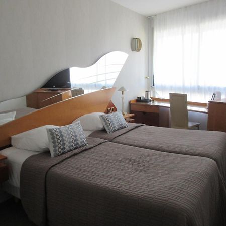 Le Crystal Dinard Plage Εξωτερικό φωτογραφία