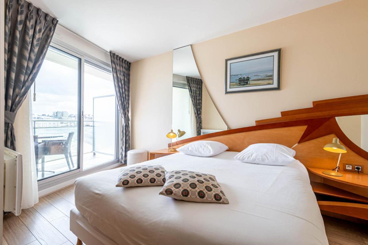 Le Crystal Dinard Plage Εξωτερικό φωτογραφία