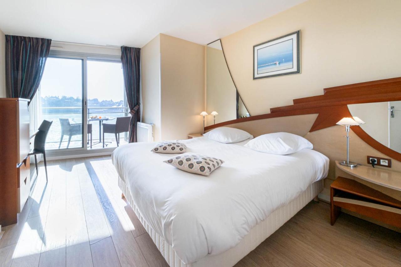 Le Crystal Dinard Plage Εξωτερικό φωτογραφία