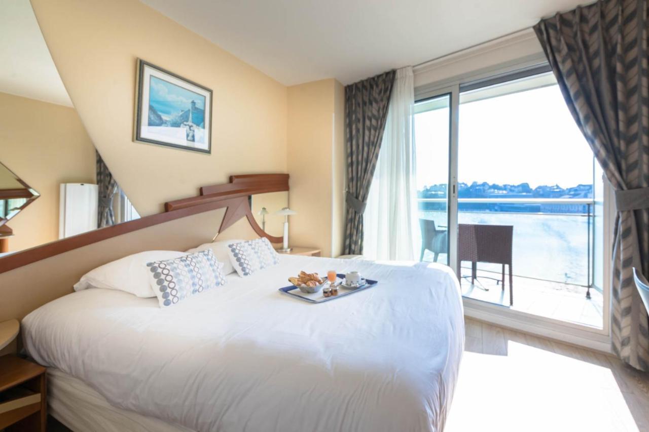 Le Crystal Dinard Plage Εξωτερικό φωτογραφία