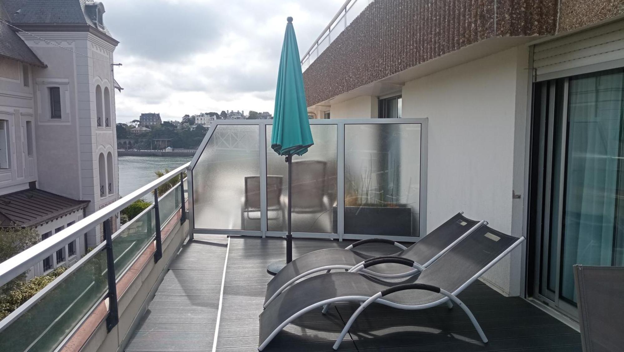 Le Crystal Dinard Plage Εξωτερικό φωτογραφία