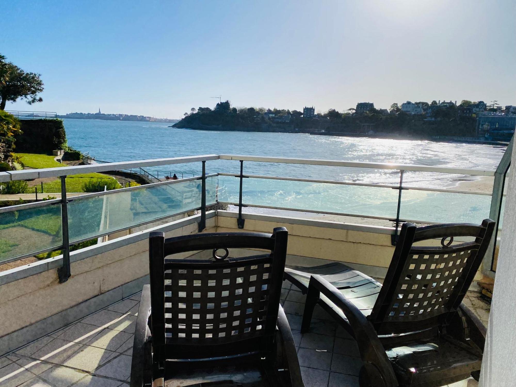 Le Crystal Dinard Plage Εξωτερικό φωτογραφία