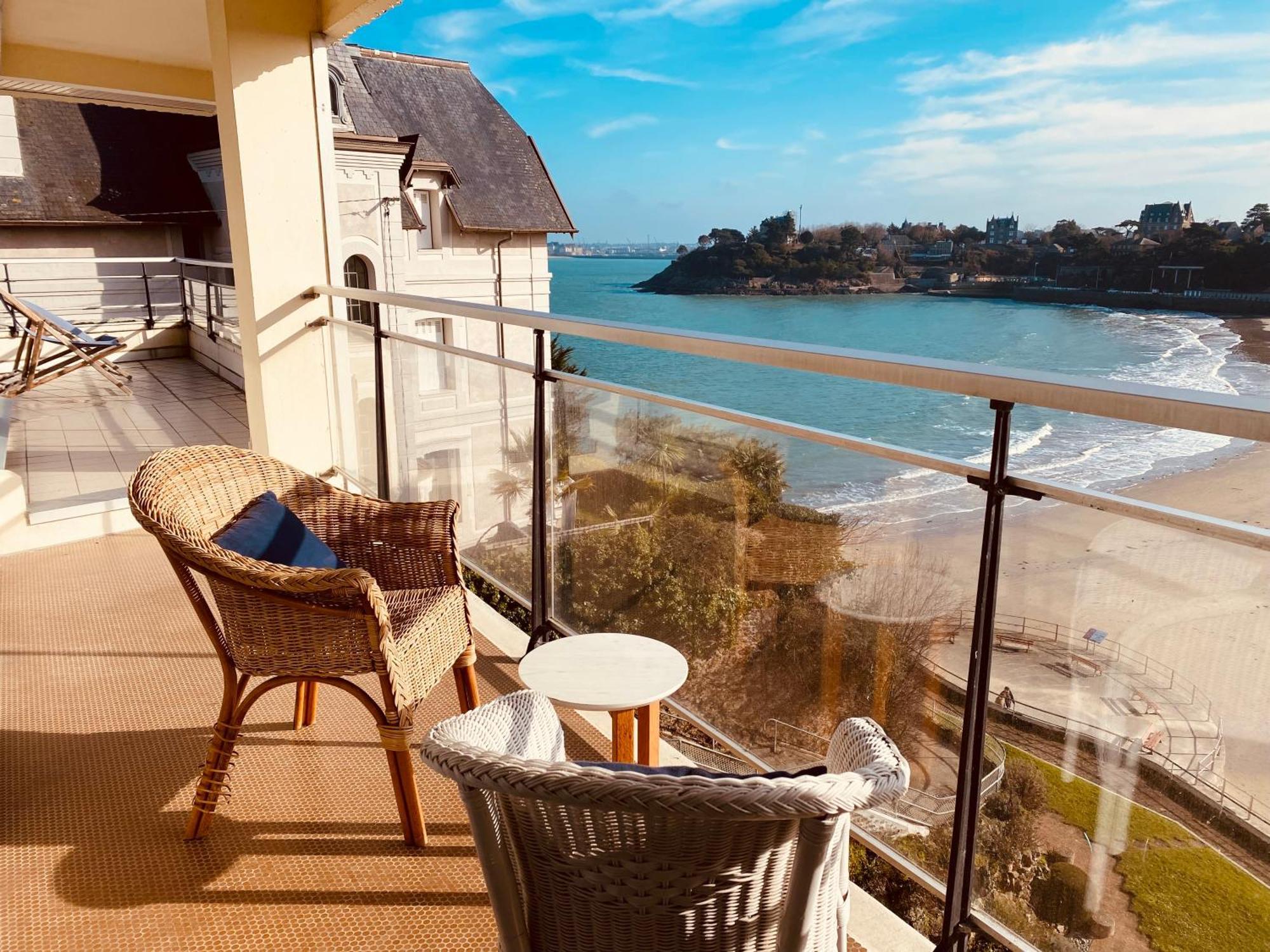 Le Crystal Dinard Plage Εξωτερικό φωτογραφία